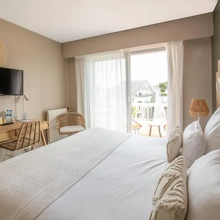 Hotell Bo & Mia 3*