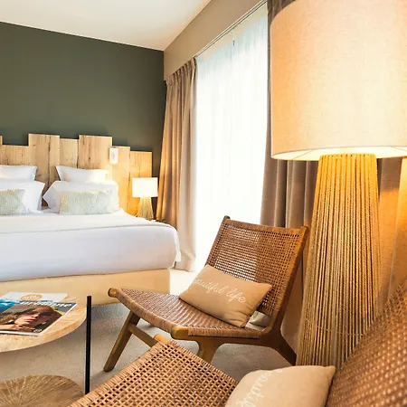 Hôtel BO&MIA 3*